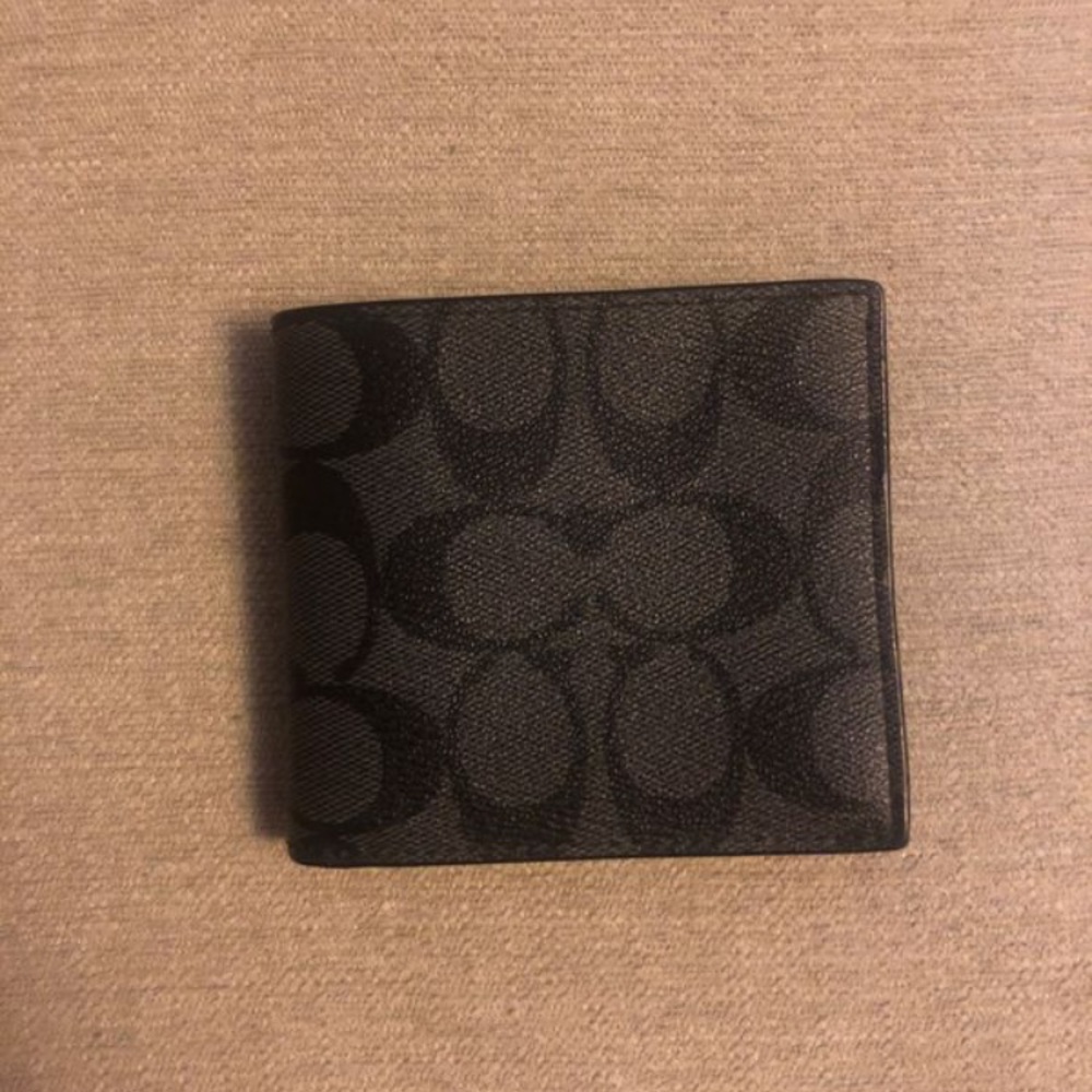 Coach coin wallet